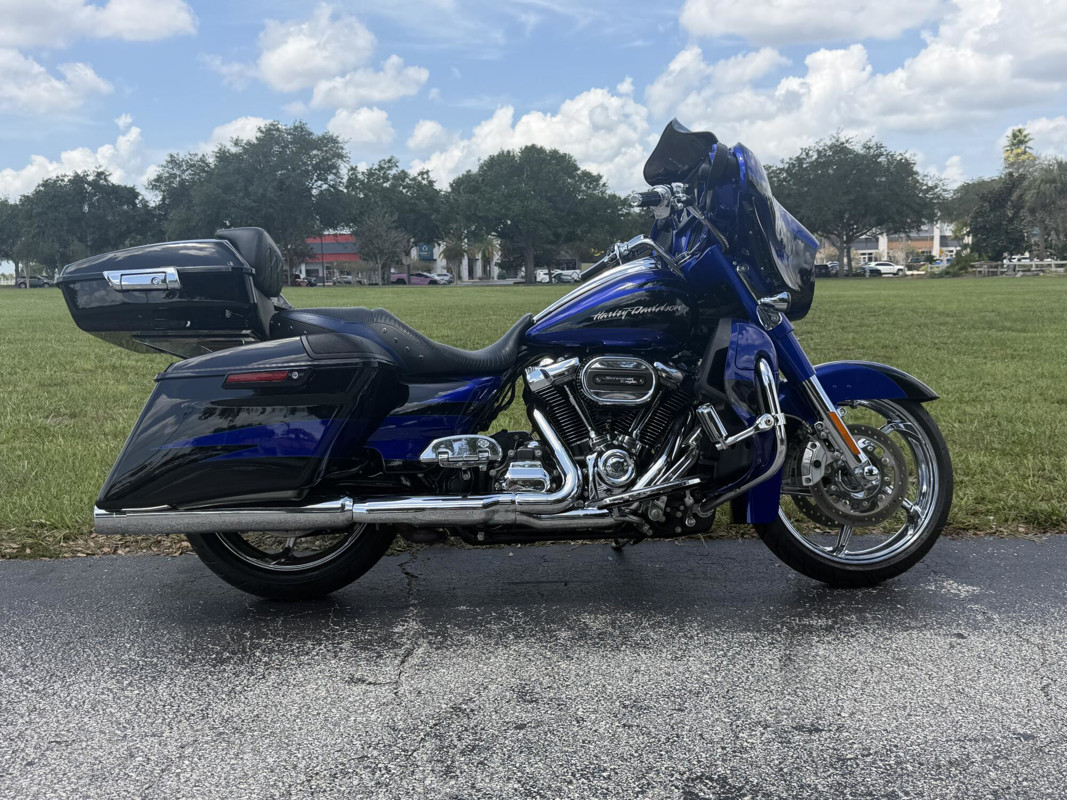 CVO® Street Glide®