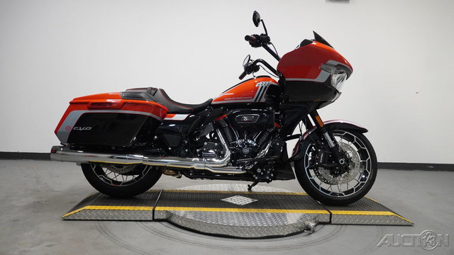 CVO® Road Glide®