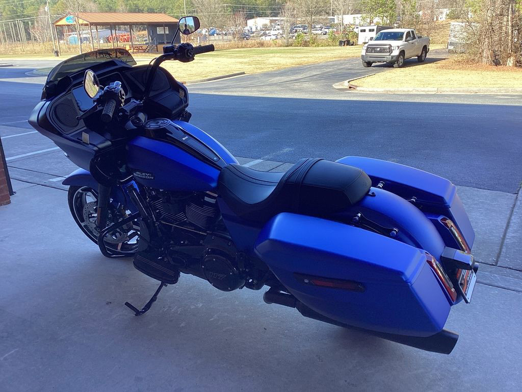 Road Glide®