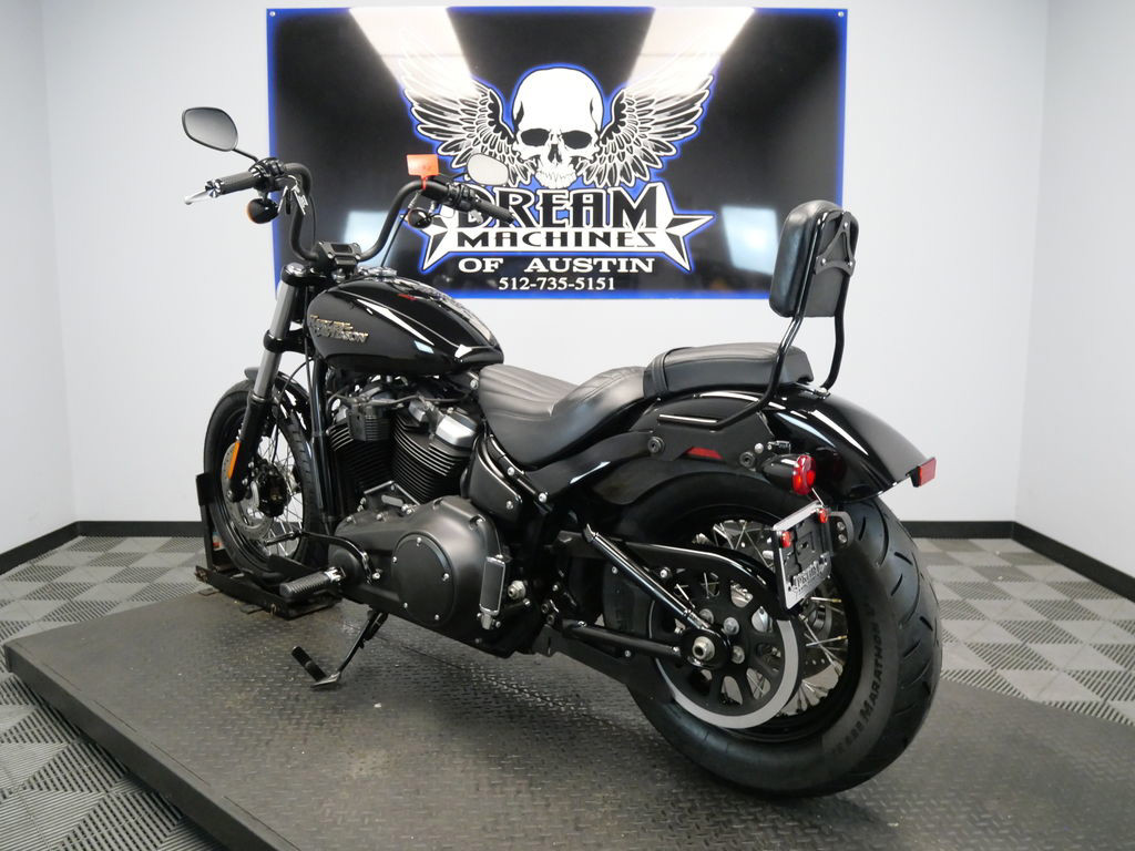 Softail® Street Bob®