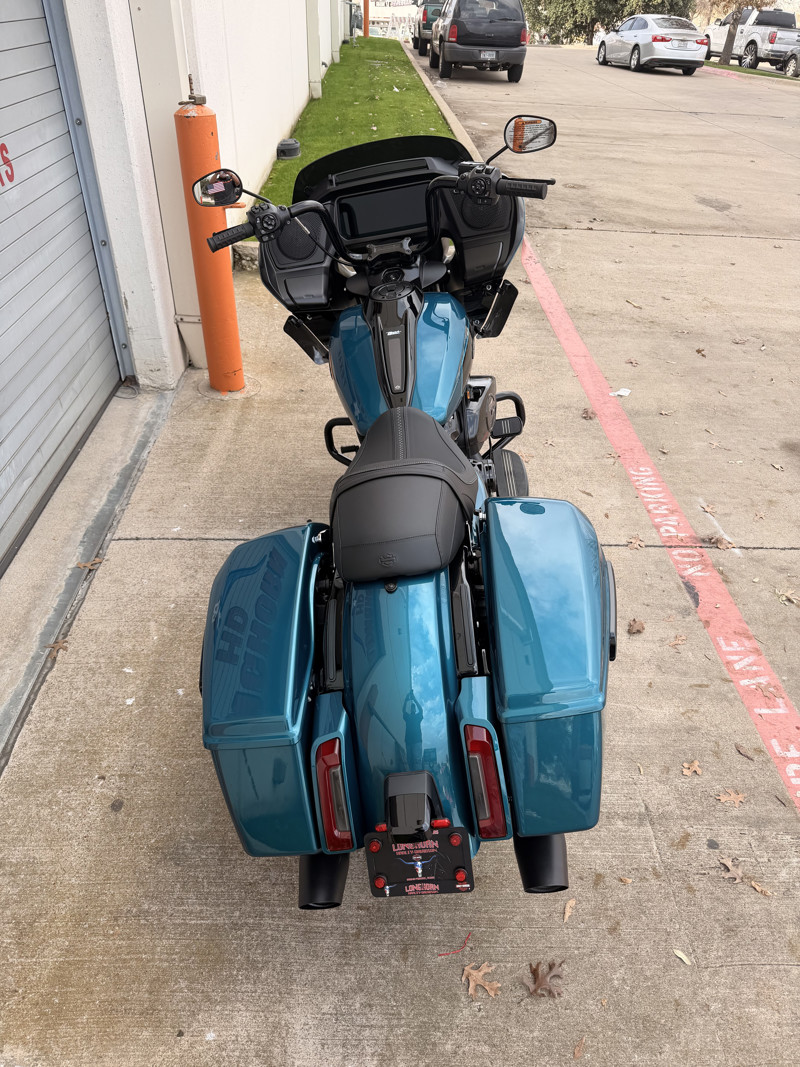 Road Glide®