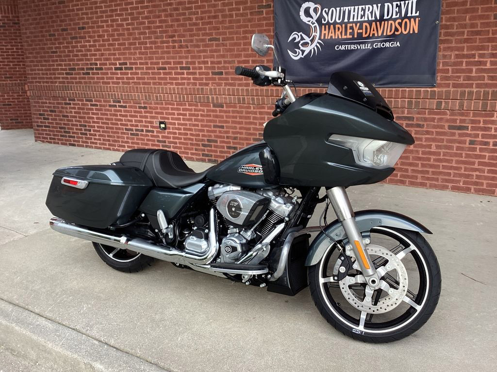 Road Glide®