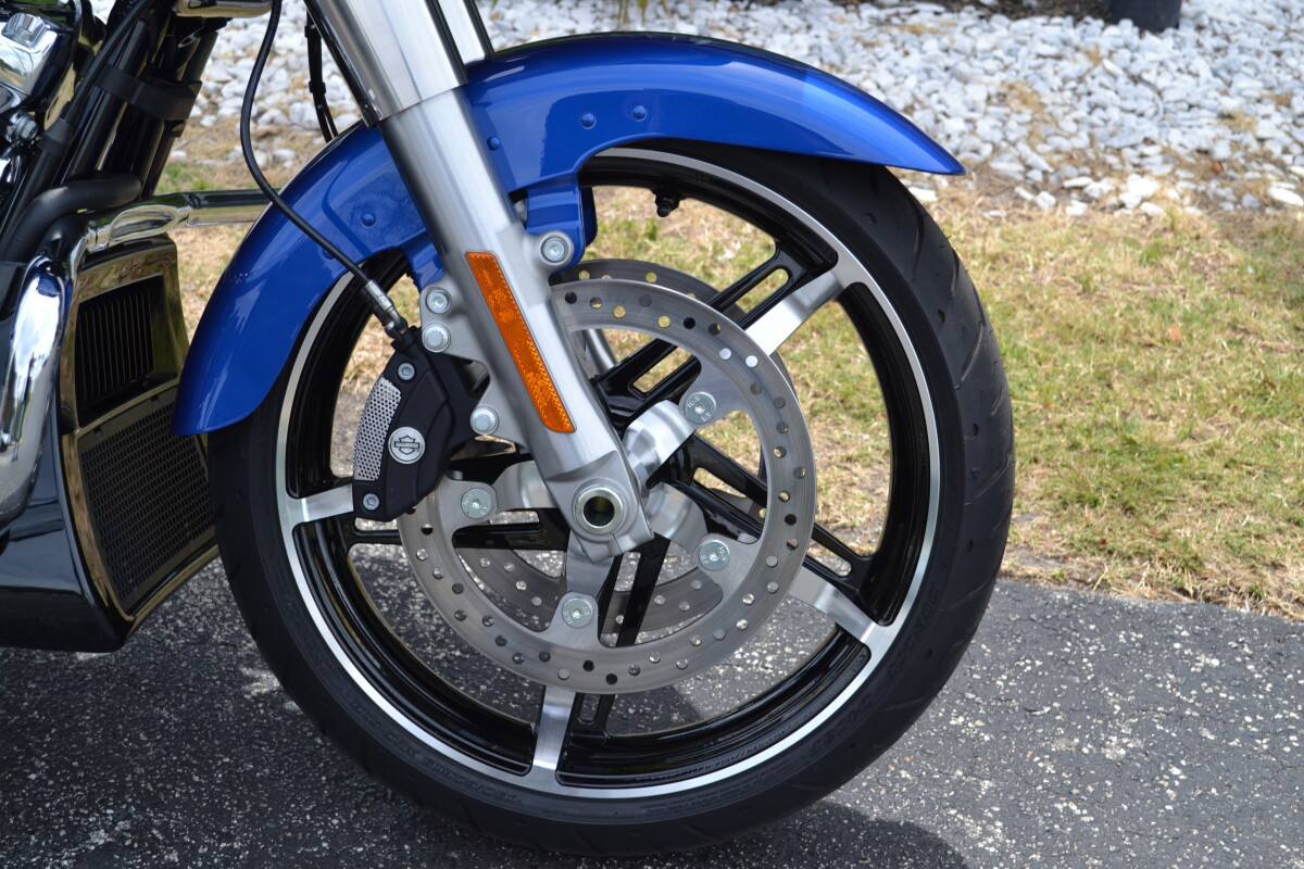 Road Glide®
