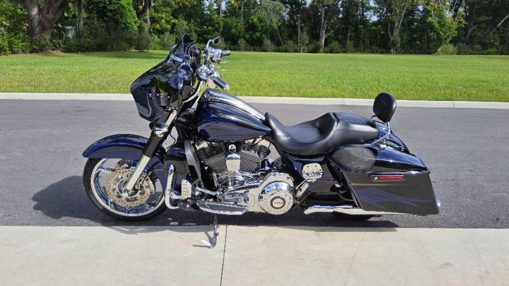 CVO® Street Glide®
