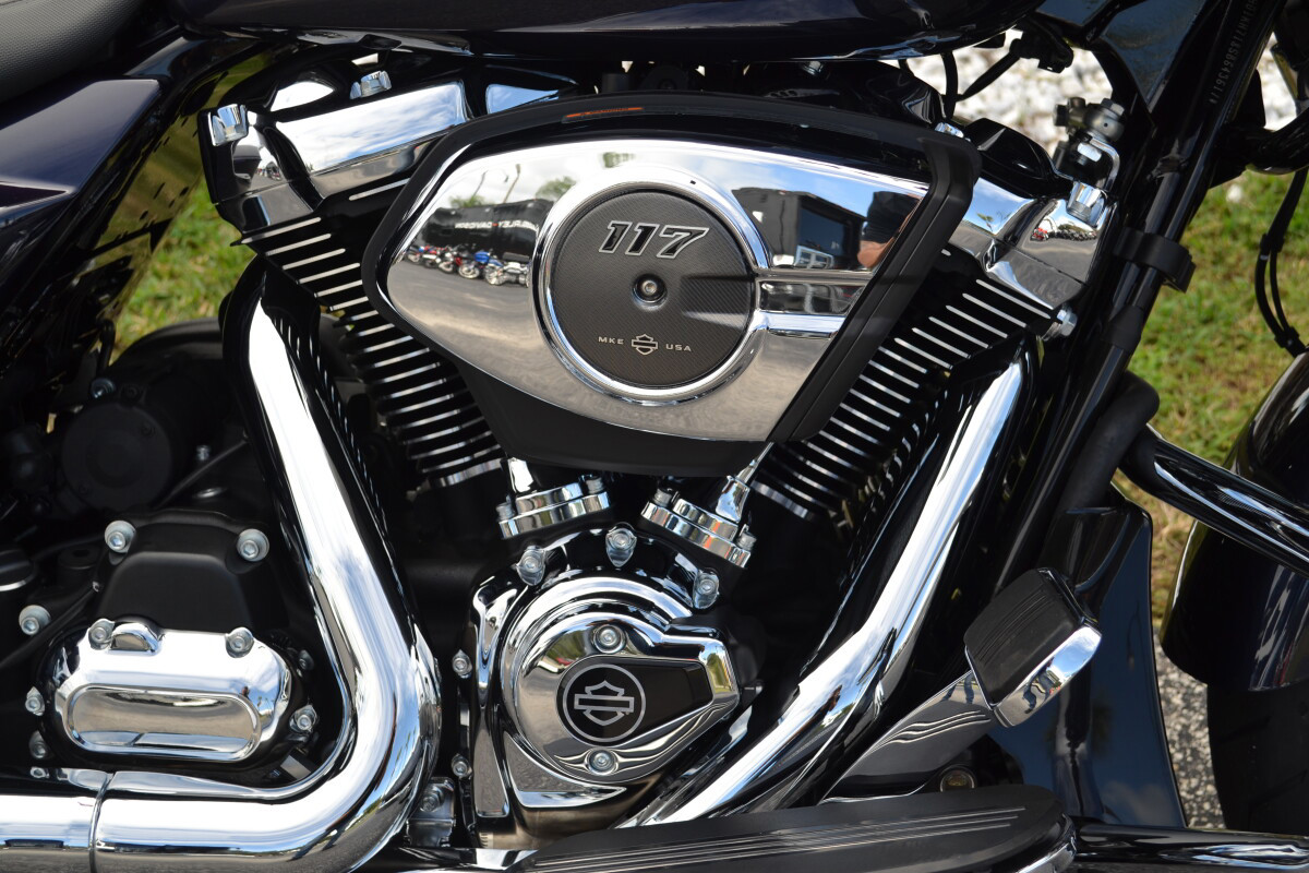 Road Glide®