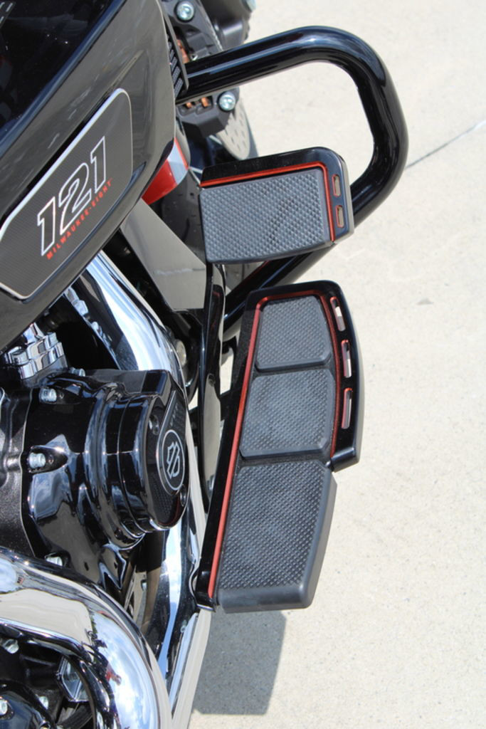 CVO® Road Glide®
