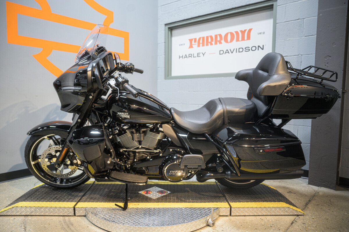 Street Glide® Ultra