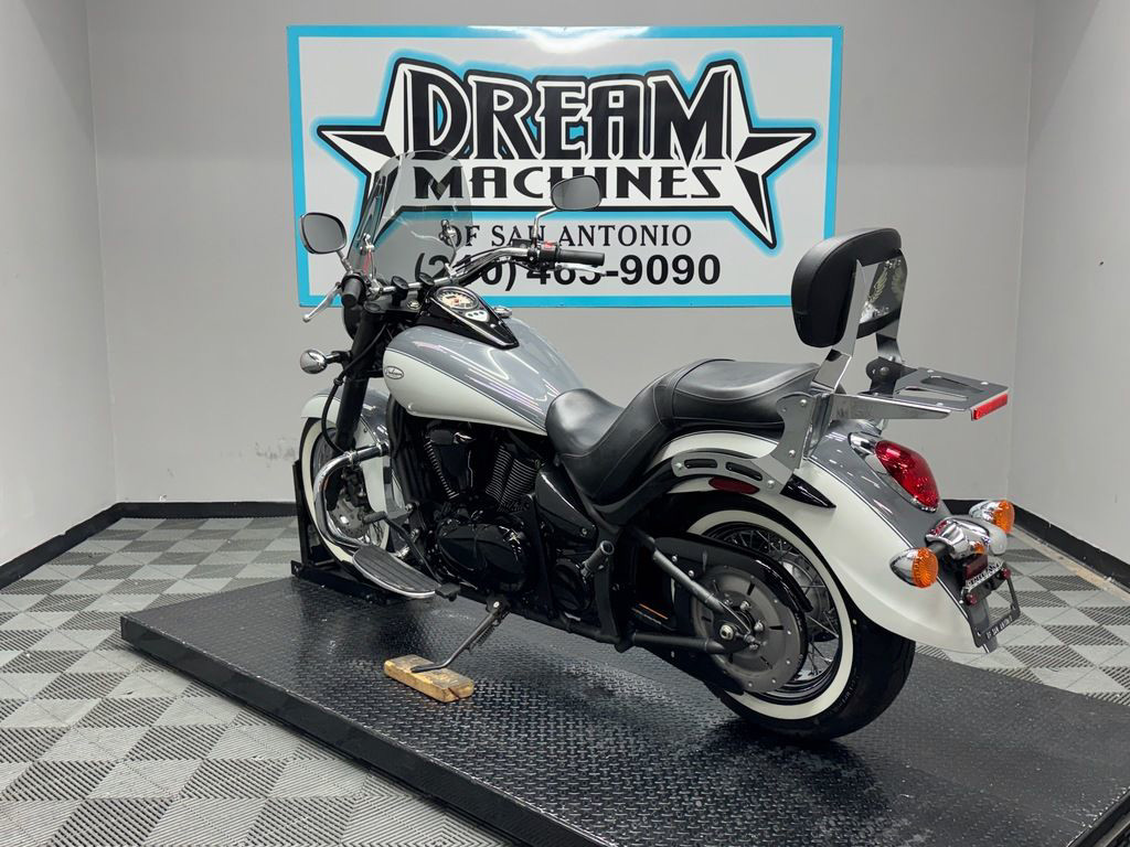 Vulcan 900 Classic