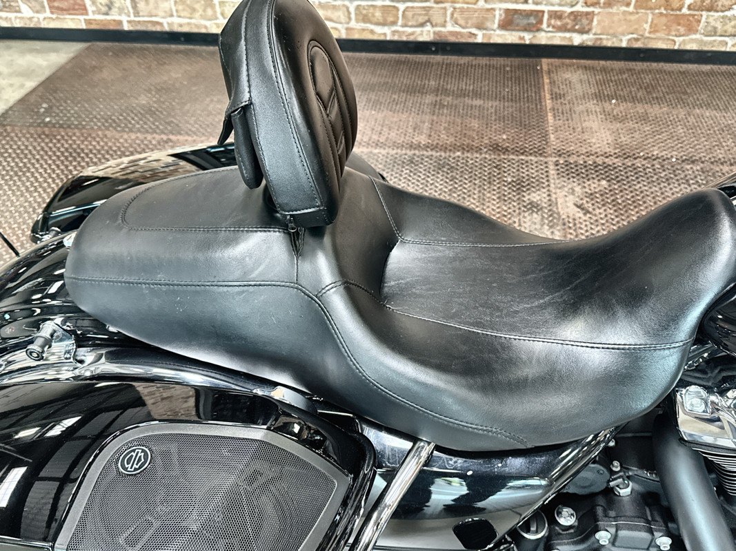 Street Glide® Special