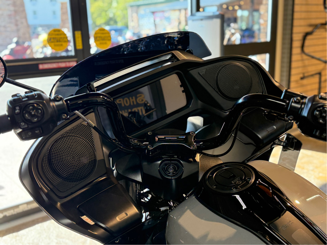 Road Glide®