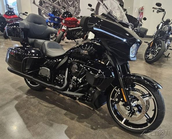 Street Glide® Ultra