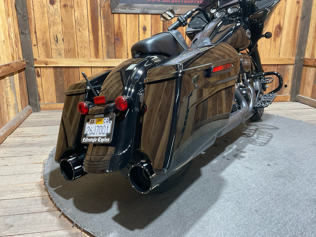 Road Glide®