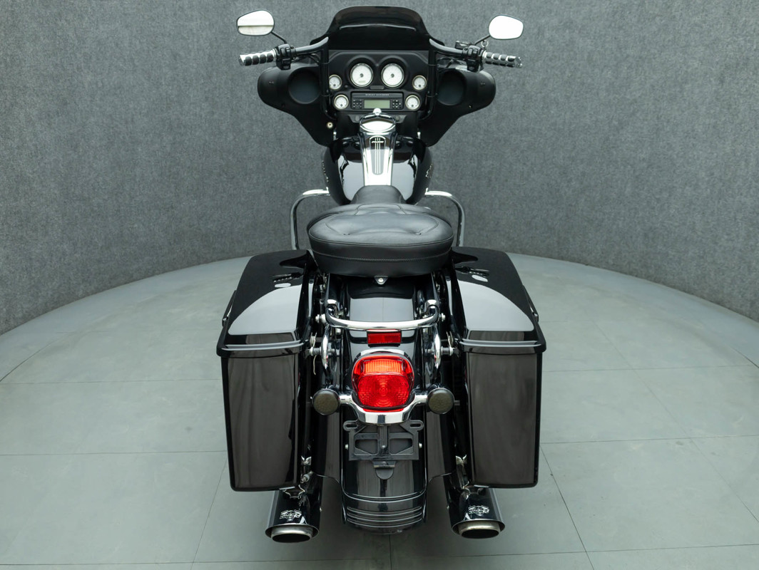 Street Glide®