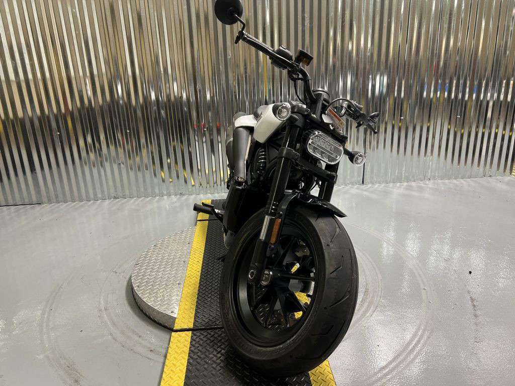 Sportster® S