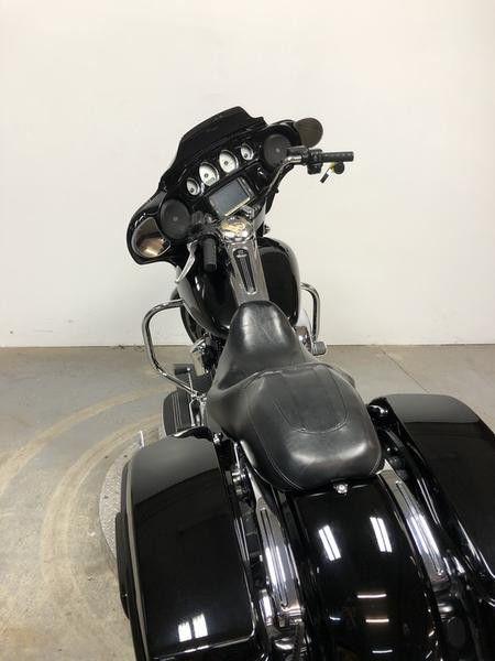 Street Glide®