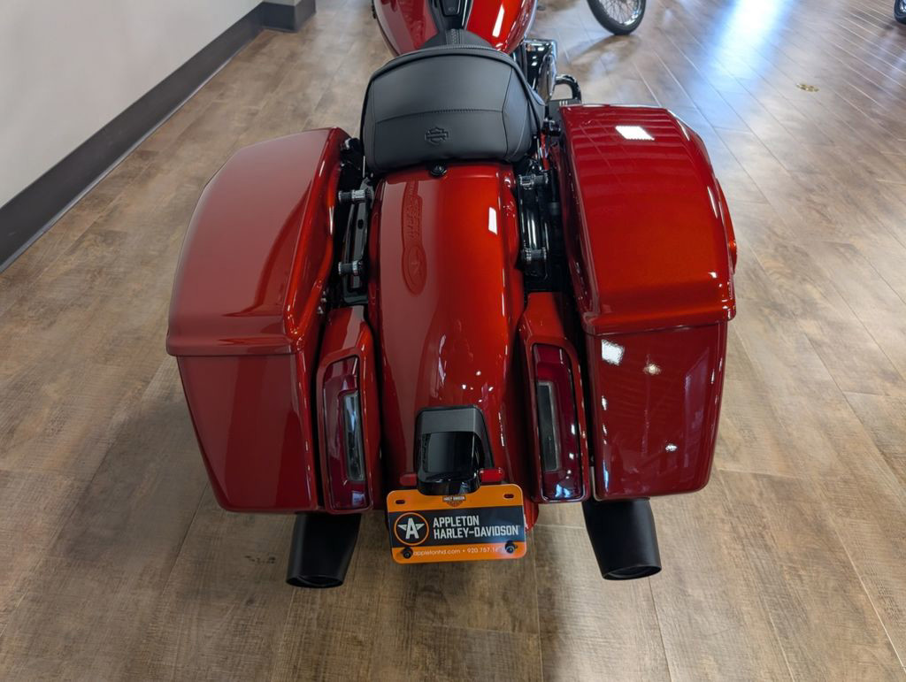 Street Glide®