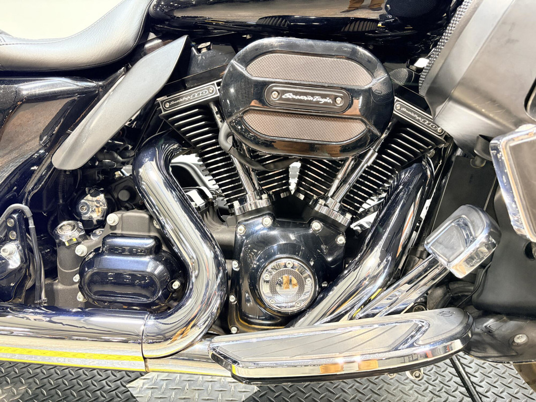 CVO® Street Glide®