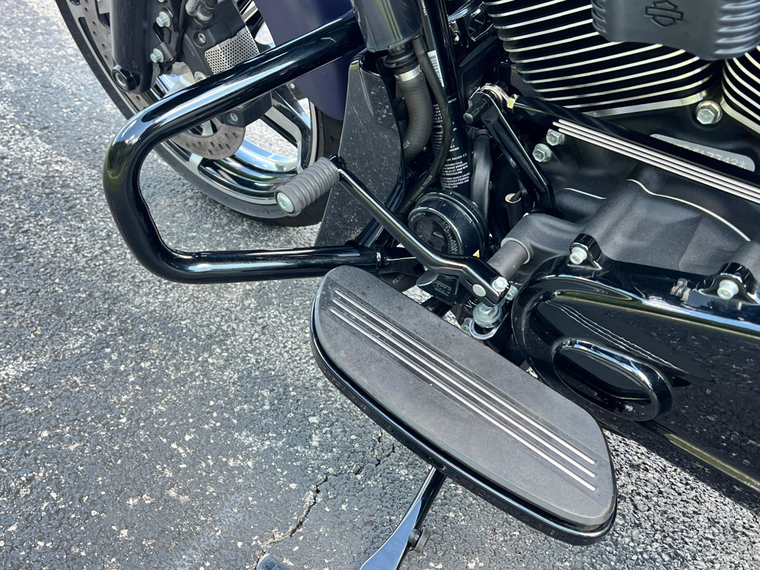 Road Glide®