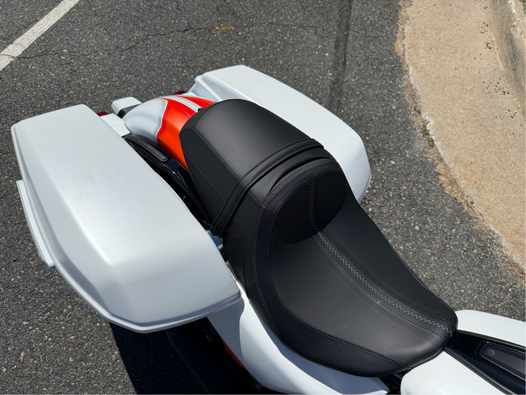 Road Glide®