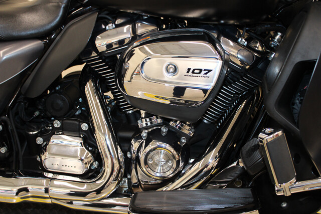 Electra Glide® Ultra Limited® Low