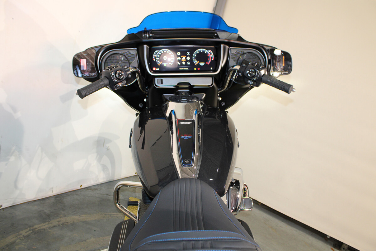 Street Glide®