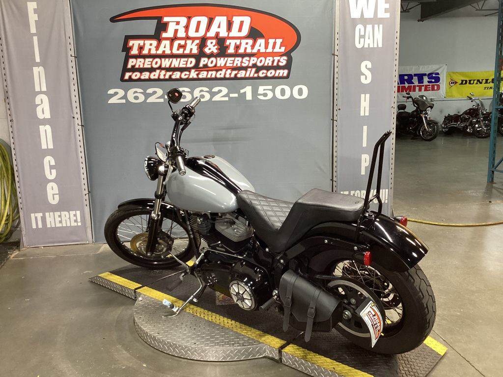 Softail® Blackline®