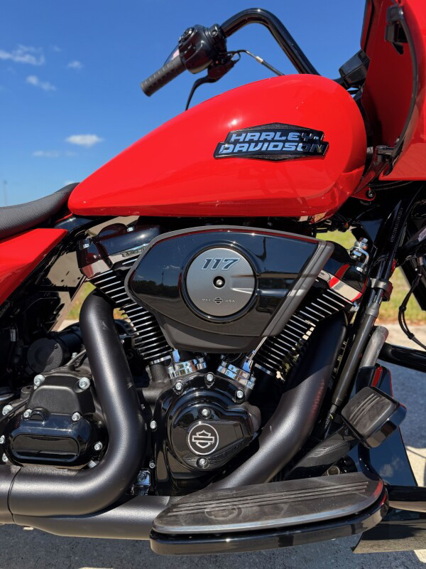 Road Glide®