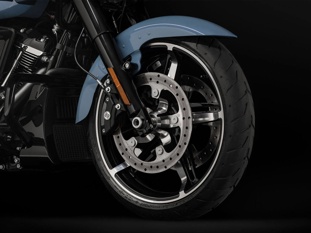 CVO® Road Glide®