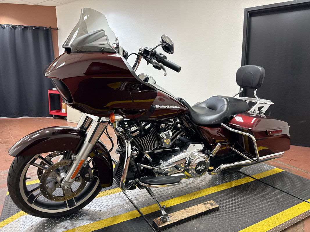 Road Glide®