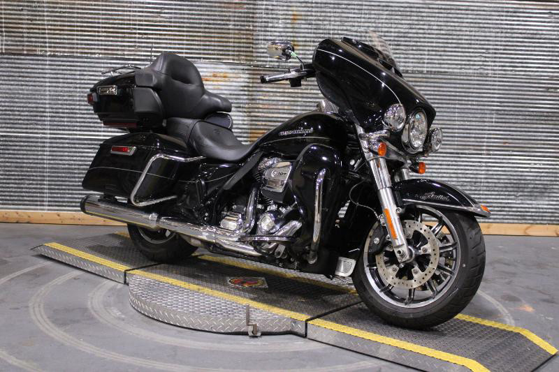 Electra Glide® Ultra Limited® Low