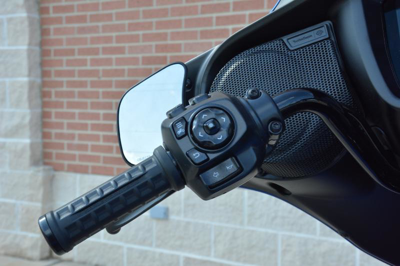 Street Glide® Ultra