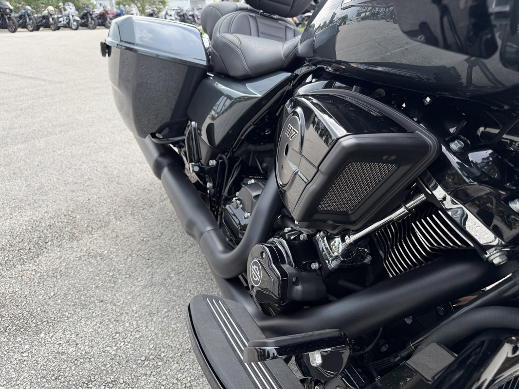 Road Glide®
