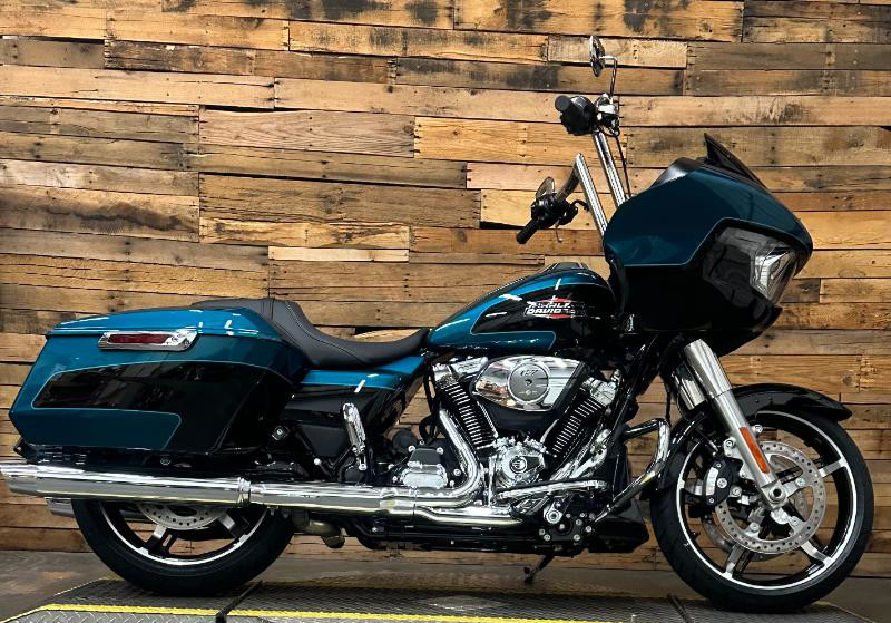 Road Glide®