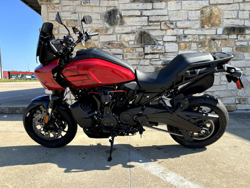Pan America® 1250 ST