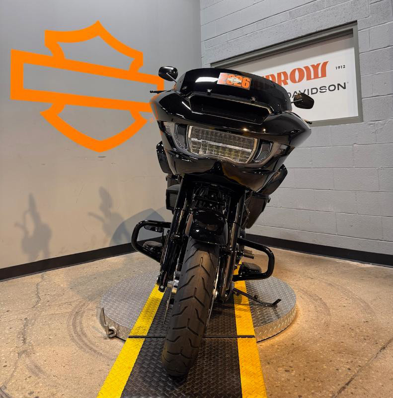 Road Glide®