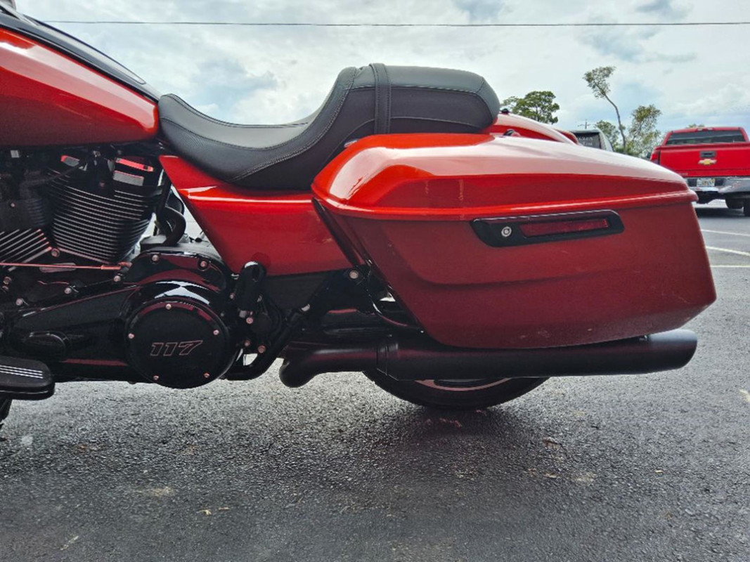 CVO® Road Glide®