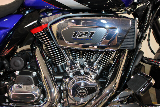 CVO® Street Glide®