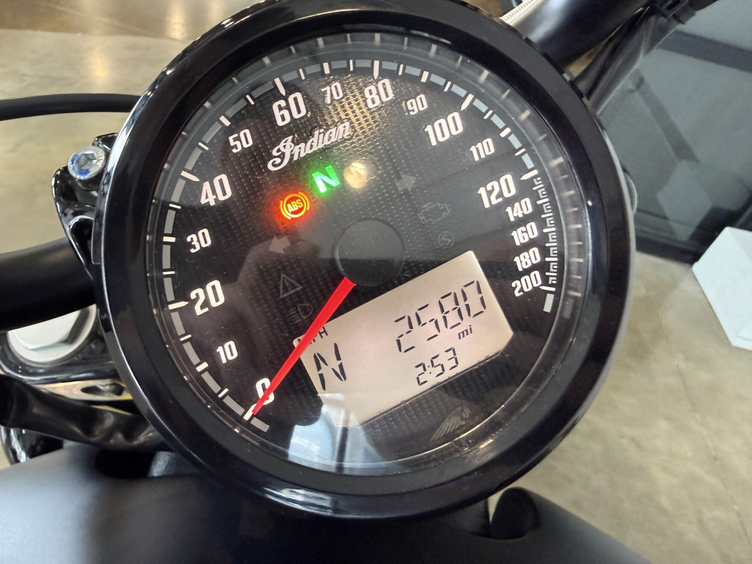 Scout Bobber ABS