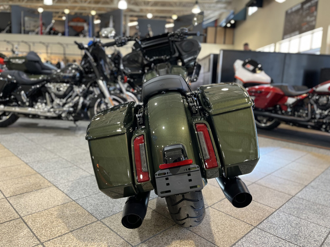 Road Glide®