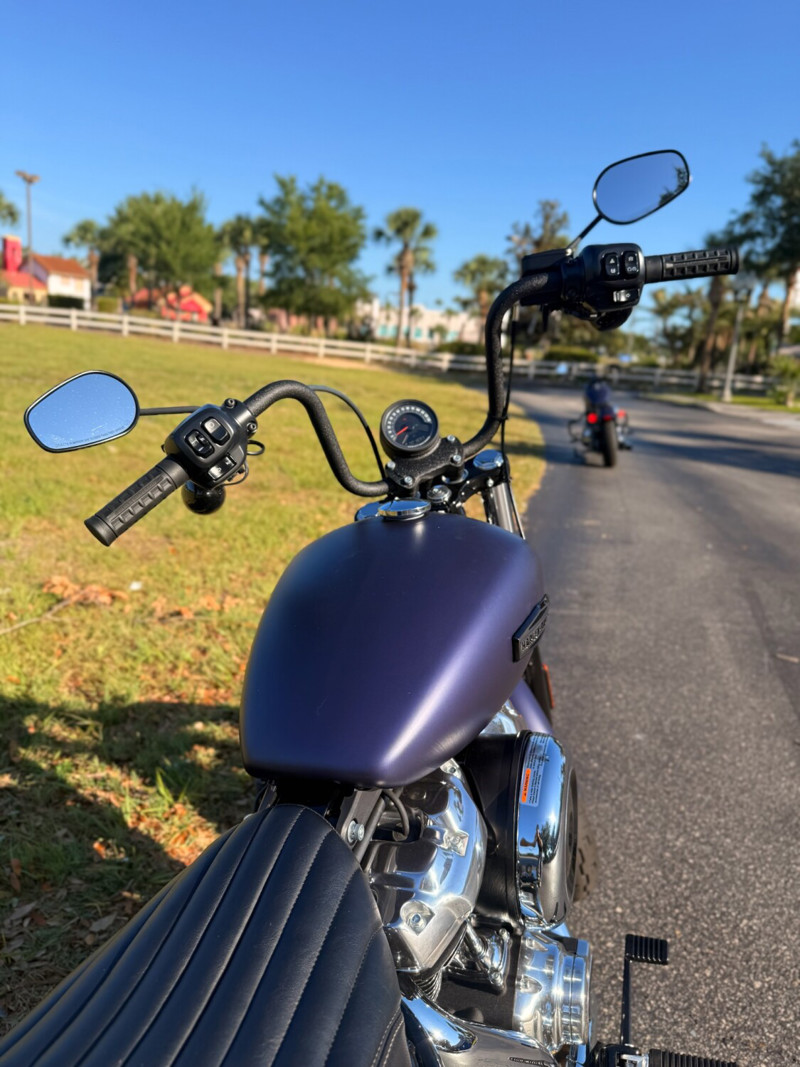 Street Bob®