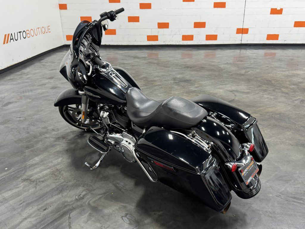 Street Glide® Special
