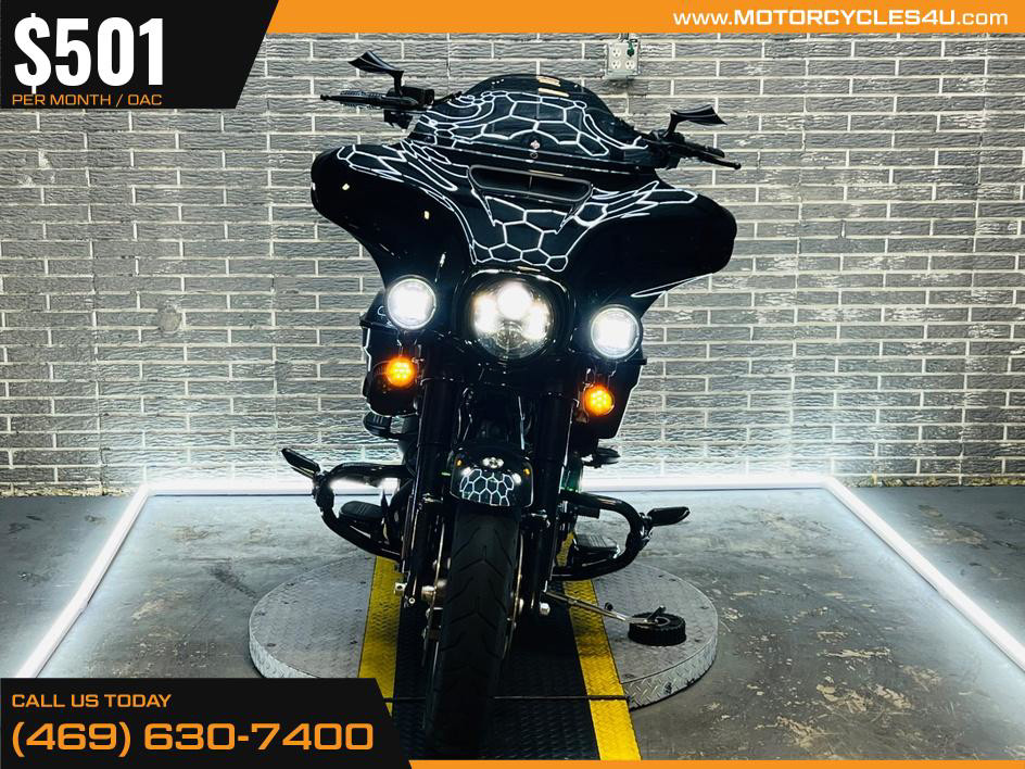 Street Glide® ST
