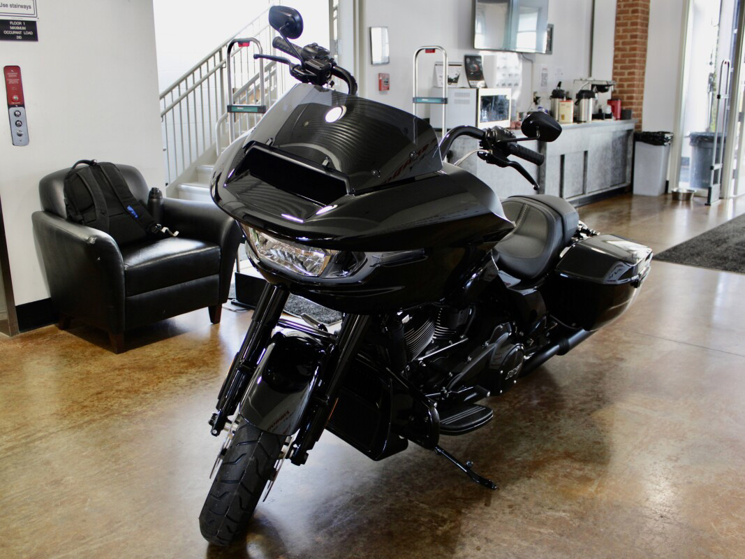 Road Glide®
