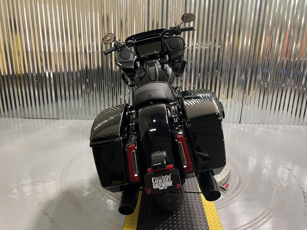 Road Glide®