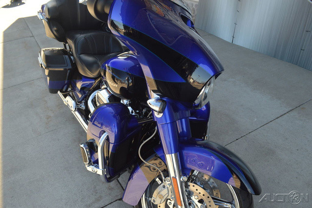 CVO® Street Glide®