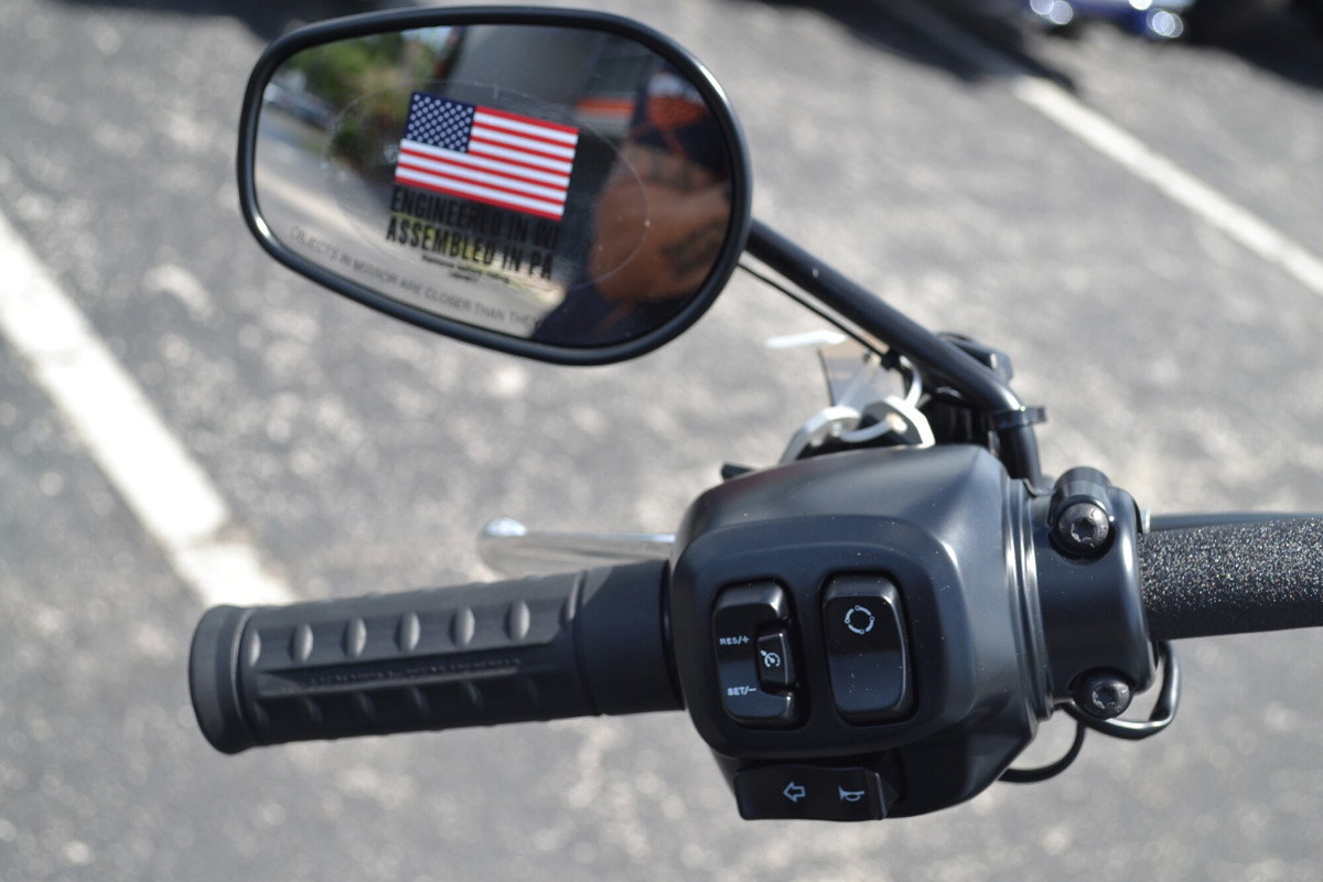 Street Bob®