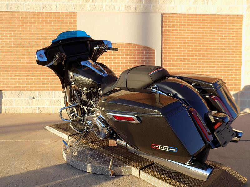 Street Glide®