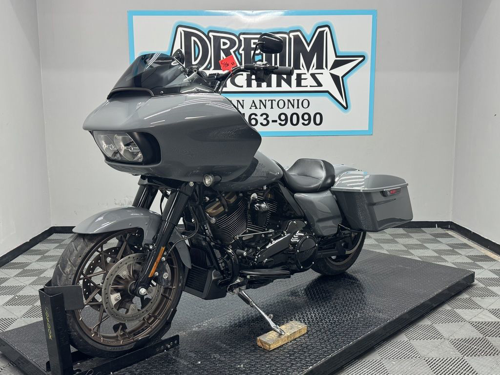 Road Glide® ST