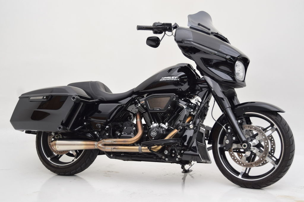 Street Glide®