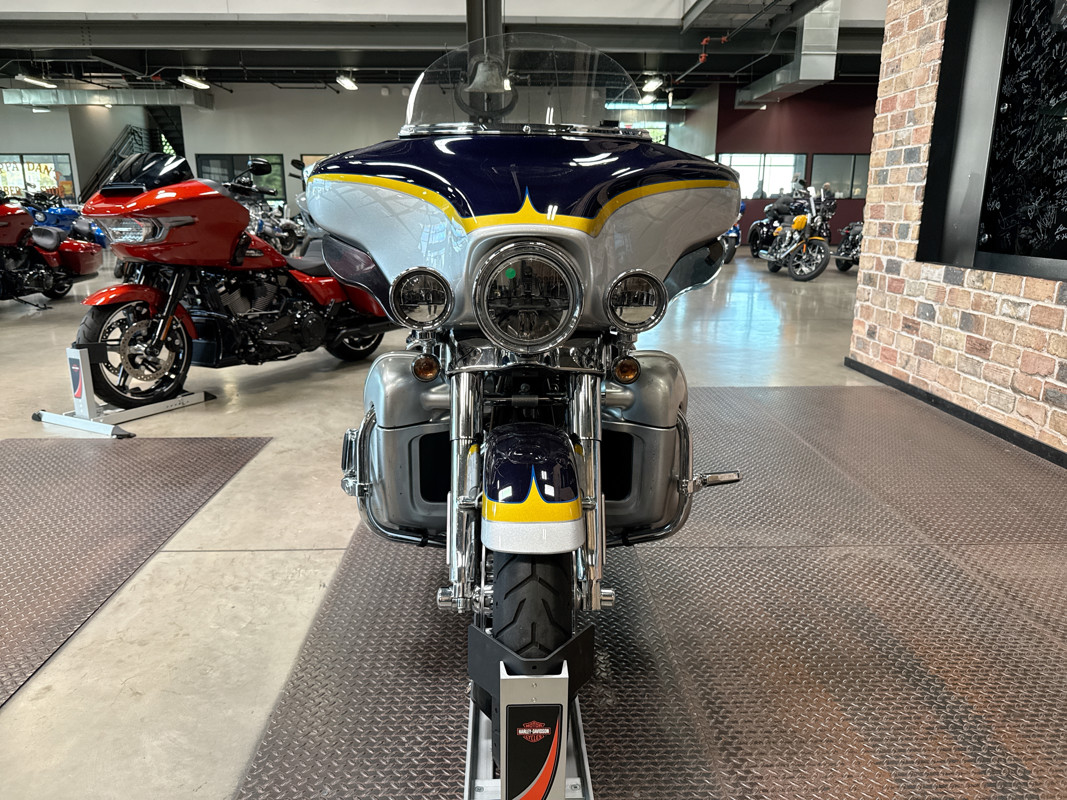 CVO® Ultra Classic® Electra Glide®